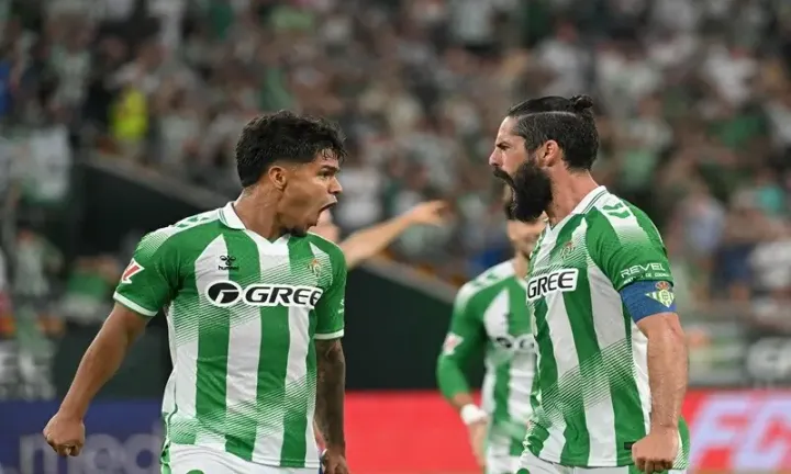 Isco's Betis rise back above Real Madrid to third