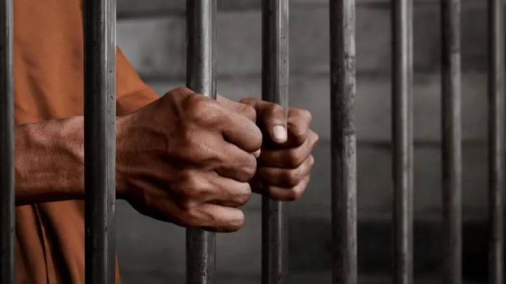 پنجاب میں ناخواندہ قیدیوں کو تعلیم حاصل کرنے پر 30 دن کی خصوصی سزا معافی دینے کی منظوری