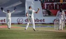 Renshaw puts victory in sight for Australia